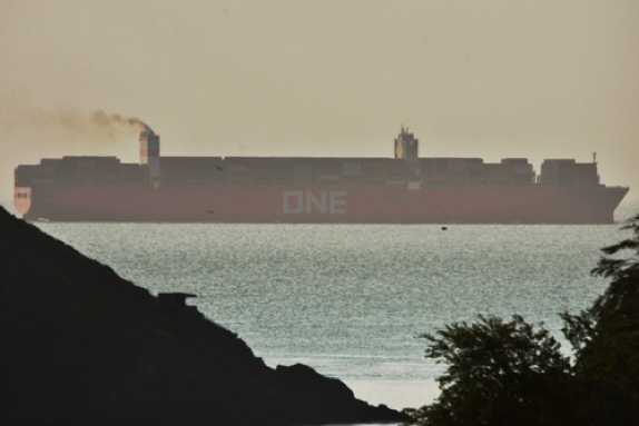 30 August 2023 - 07:32:25

------------------
400m container ship One Triumph